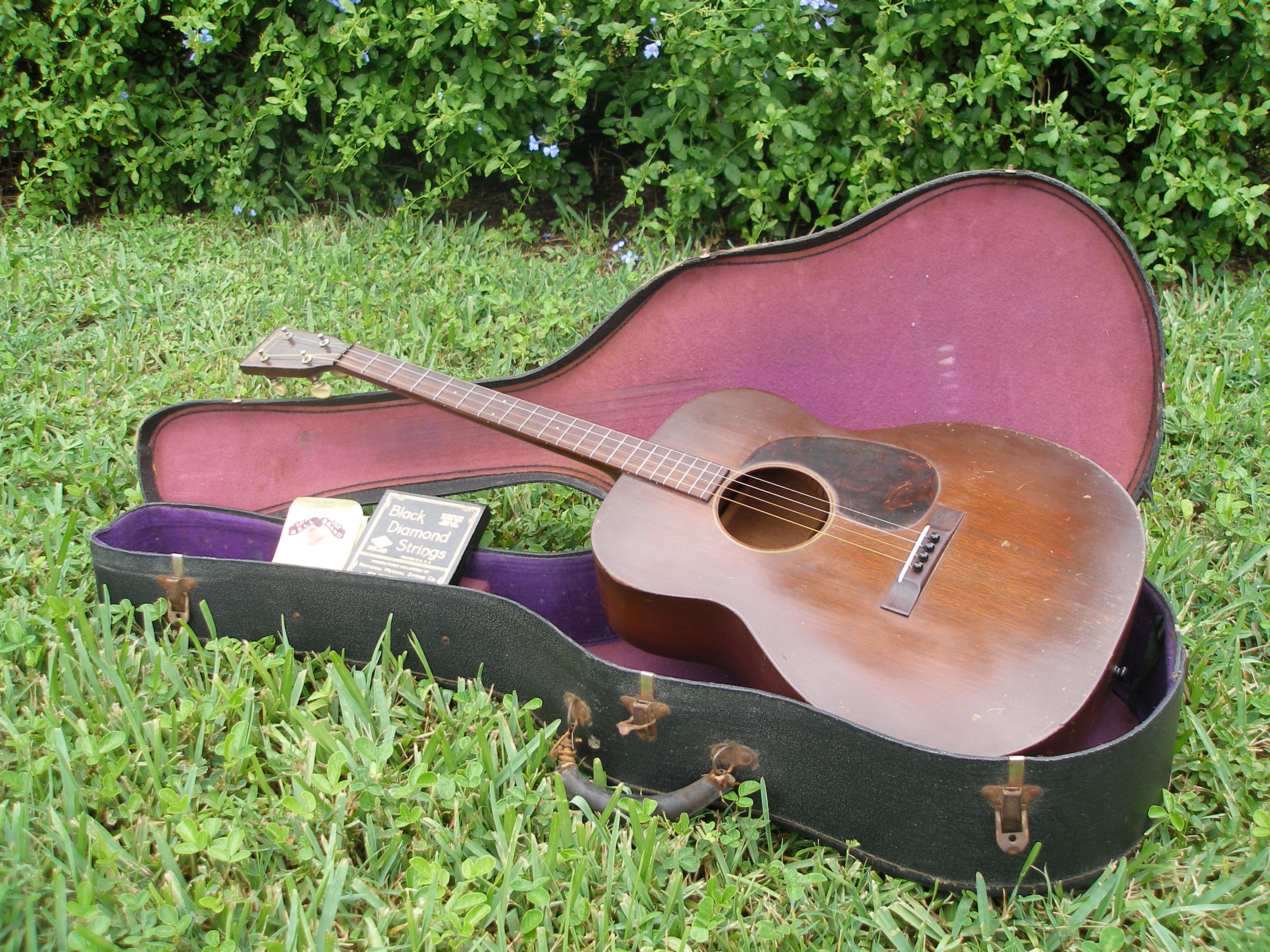 1933 Martin 0-17T Tenor Guitar